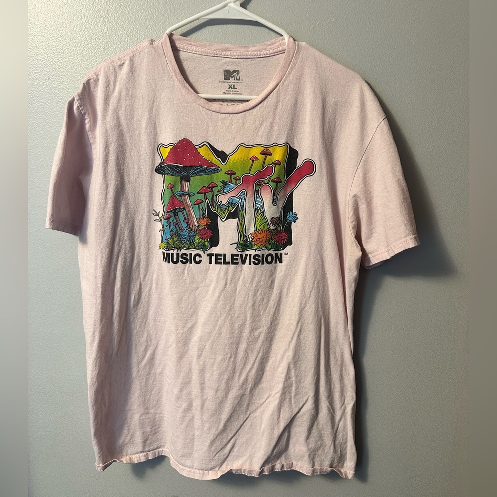 MTV graphic tee